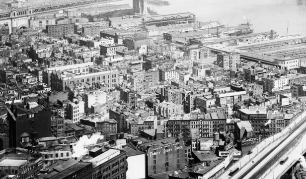 Side-LES-overhead-ne-1940s