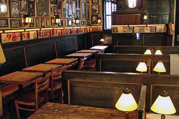 wolfen-bar-cumley's old