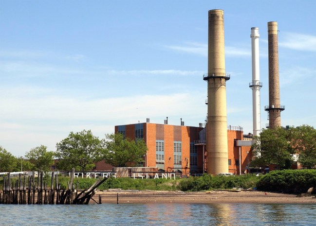 somebody-rikers-2008-flikr jag9889