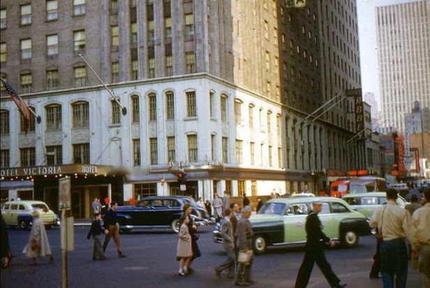 harder-hotel 1945 photo